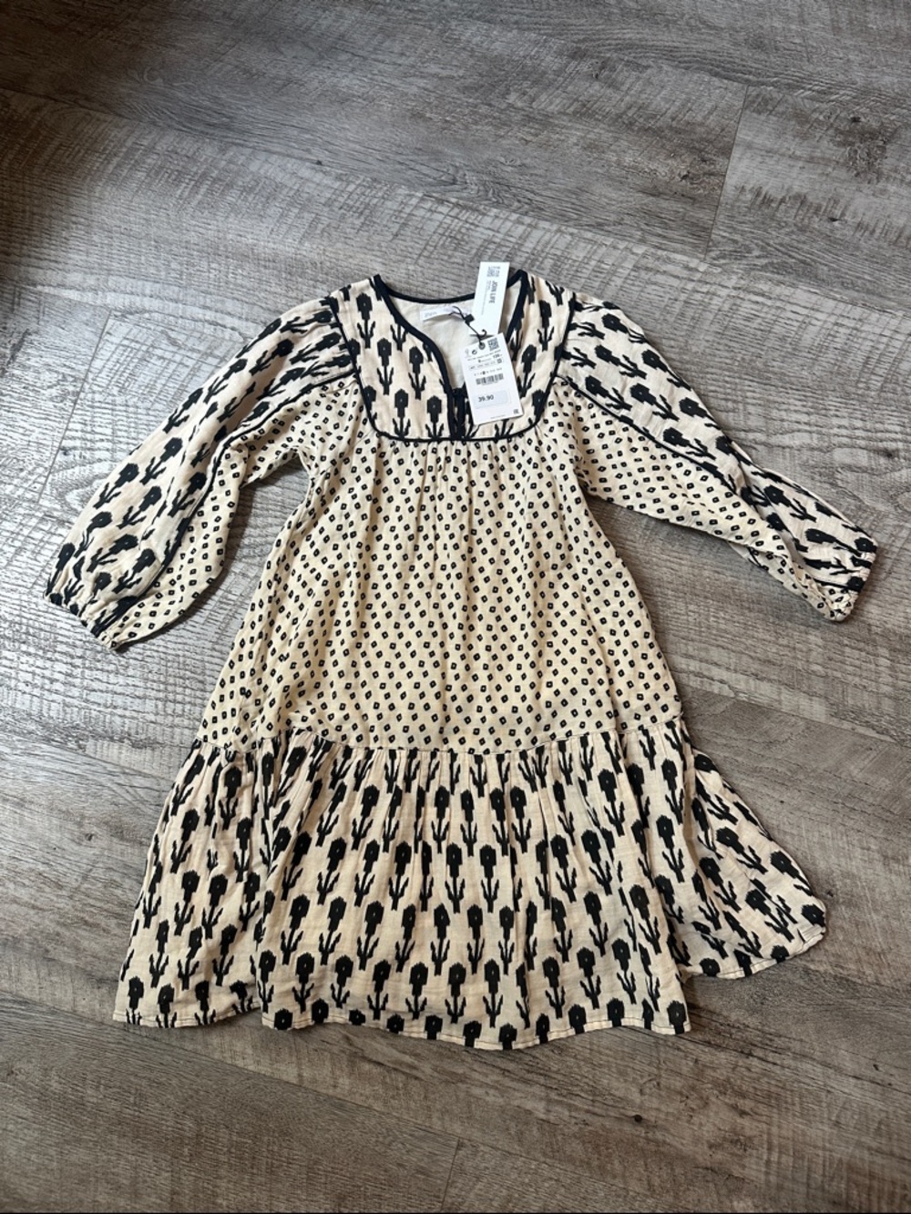 Zara Beige and Black Cactus Print Tiered Dress
